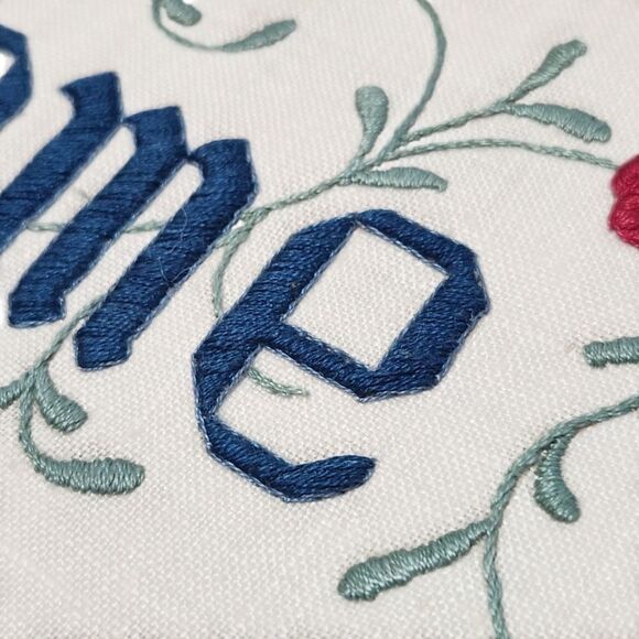 Hand Stitched Welcome Sign Framed in Barn Wood Blue Red Roses Rectangle 11x19 - Picture 2 of 8